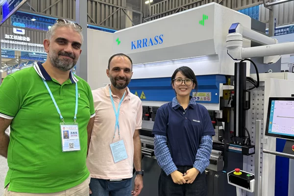 纯电折弯机(如何选择中国品牌）？