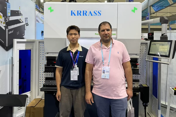 探秘KRRASS克劳斯智能工厂：精密制造背后的品质哲学与工艺硬实力